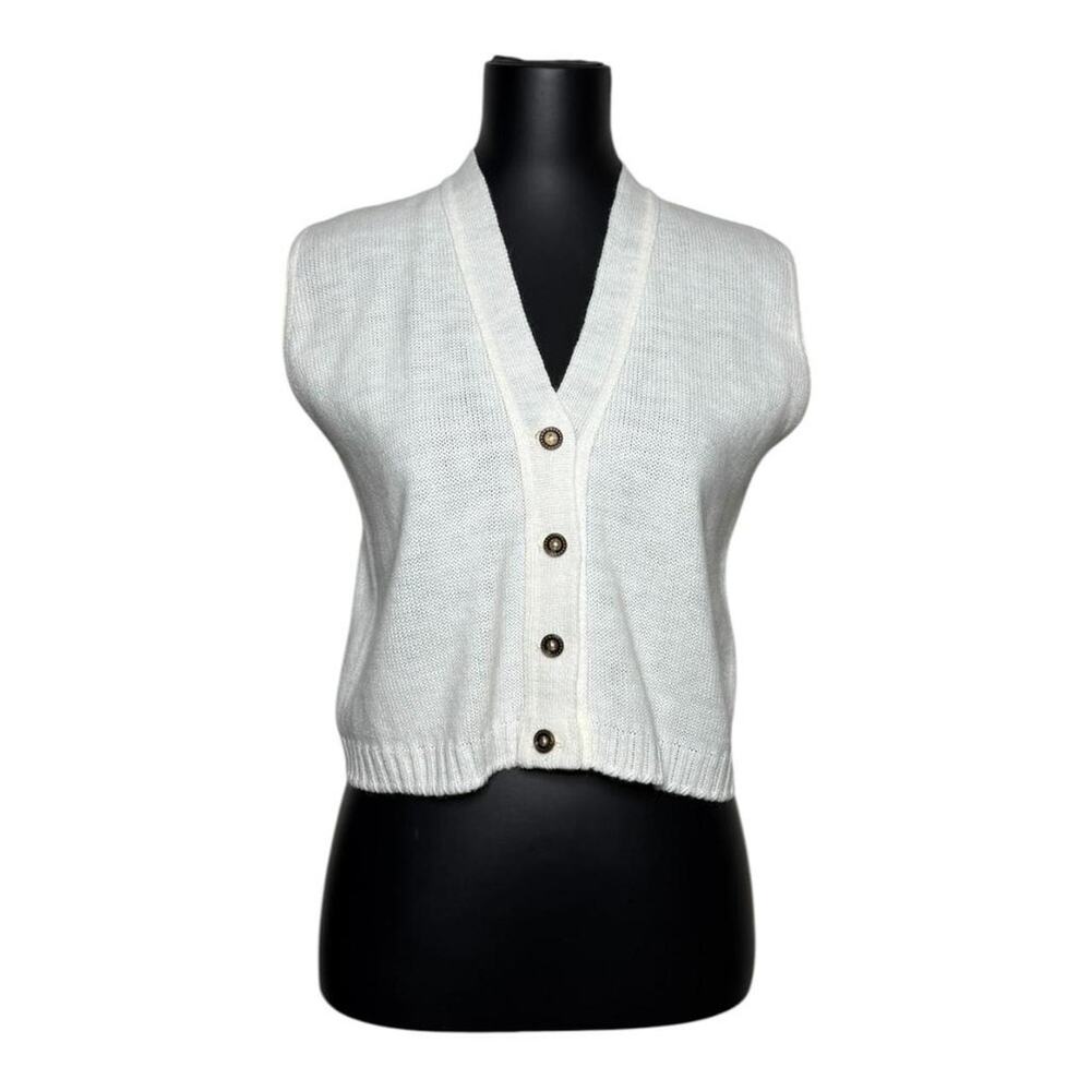 Vintage Sweater Knit Sweater vest with button closures
